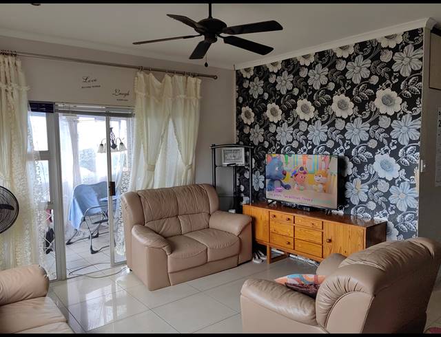 3 BEDROOM HOUSE FOR SALE IN GLENWOOD